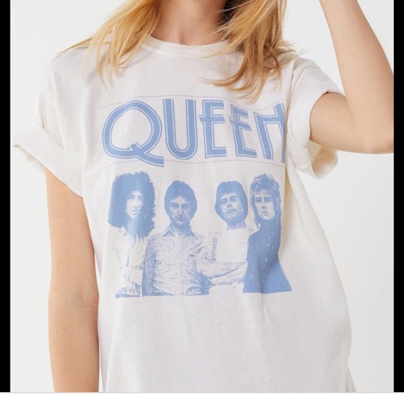 queen tee